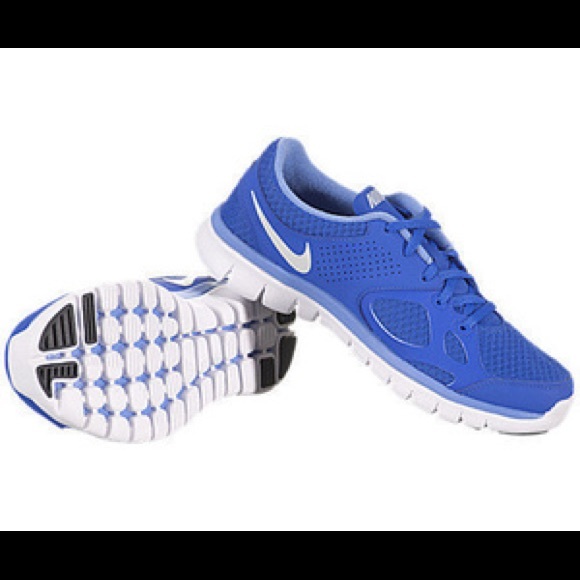 Nike Shoes - NWOT Nike Flex Running Shoes